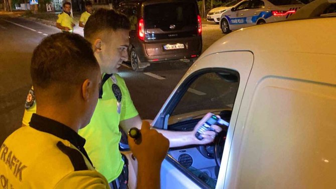 Alkollü Sürücülere Karayolunda Sıkı Denetim