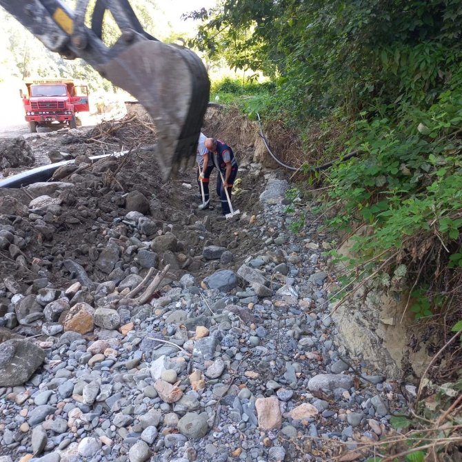 Beyköy Belediyesi Selin Yaralarını Sarıyor