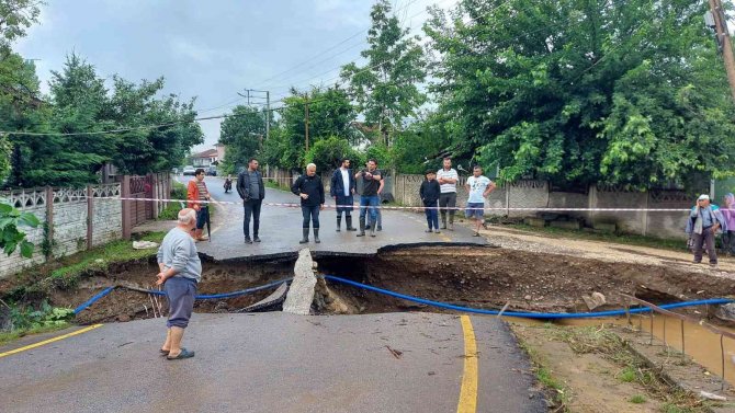 Sel Sonrası Yaralar Sarılıyor
