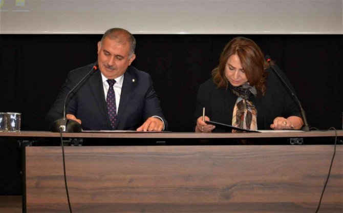 Eskişehir’deki Öğrencilere İ̇tü’nün Kapıları Açıldı