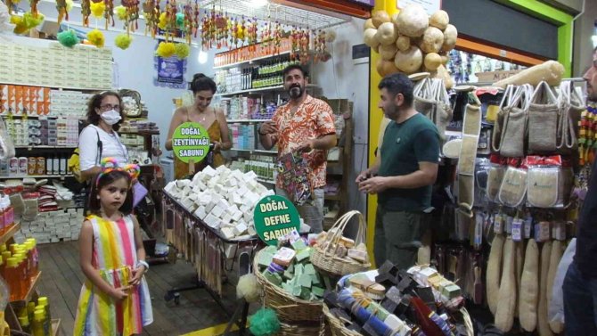 Burhaniye’de Fuar Heyecanı Esnafa Yaradı