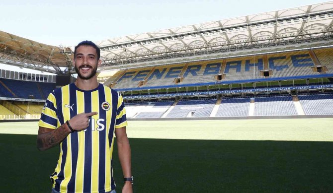 Fenerbahçe, Henrique’yi Kiraladı