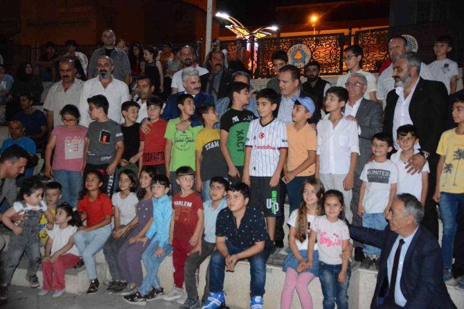 Mhp Heyeti Hakkari Gecelerine Konuk Oldu
