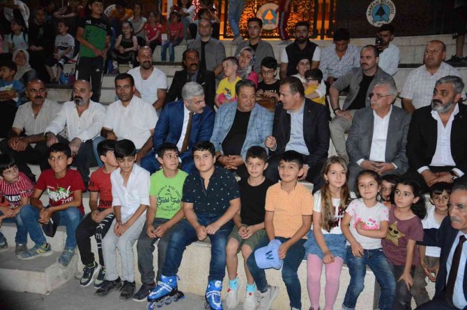 Mhp Heyeti Hakkari Gecelerine Konuk Oldu