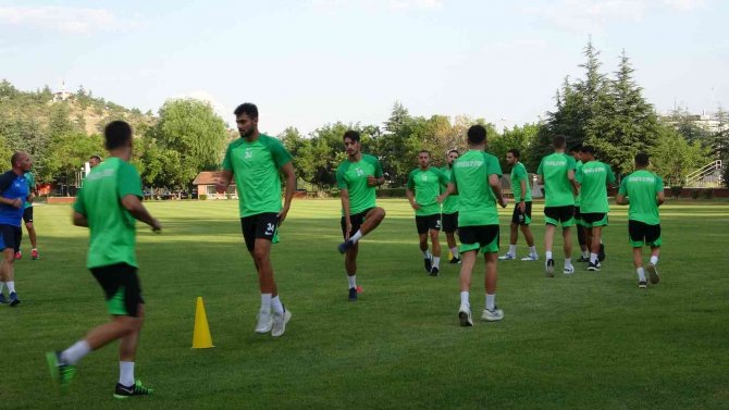 Isparta 32 Spor Yeni Sezon Hazırlıklarına Başladı