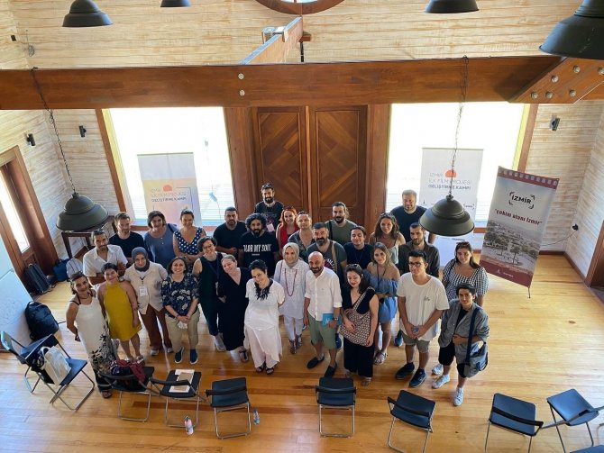 Sinemada İ̇zmir Ekolünün Temelleri Atılıyor