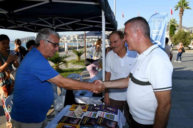 Kuşadası Yazarlar Şenliği Başladı