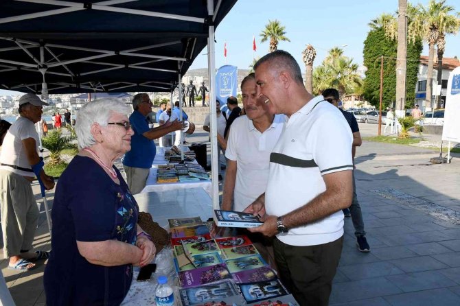 Kuşadası Yazarlar Şenliği Başladı