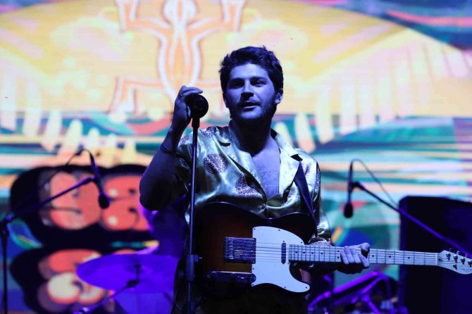 Maltepe’de Enerji, Yaşlı Amca İle Yükseldi