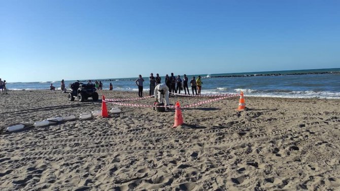 Sahildeki 30 Litrelik Varil Afad Ekiplerini Harekete Geçirdi