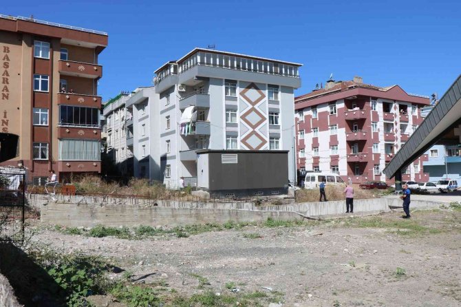 Cami İnşaatından Düşen Vatandaş Hayatını Kaybetti