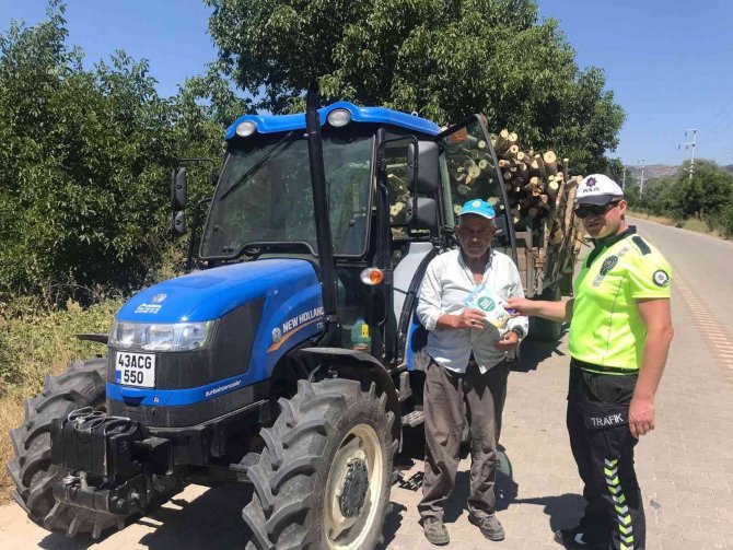 Simavlı Traktör Sürücüleri Güvenli Traktör Kullanımı Konusunda Bilgilendirildi
