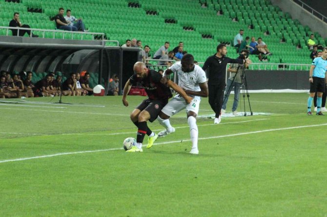 Hazırlık Maçı: Sakaryaspor: 3 - Karagümrük: 3