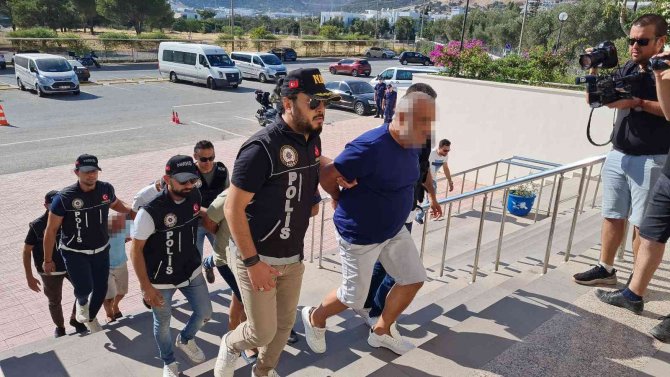 4 Saatlik Kovalamacaya İlginç Savunma: “Gaz Kolu Takılı Kaldı”