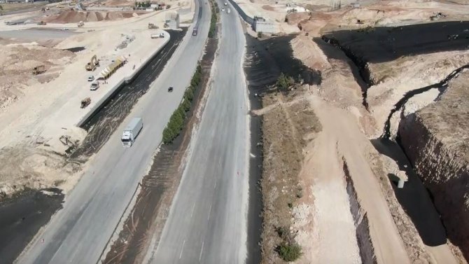 Tag Otoyolu 30 Saat Sonra Çift Yönlü Olarak Trafiğe Açıldı