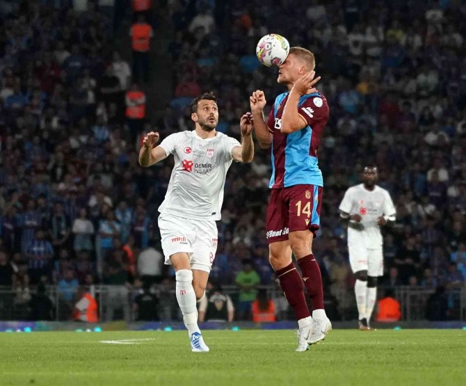 Turkcell Süper Kupa: Trabzonspor: 1 - Sivasspor: 0 (İ̇lk Yarı)