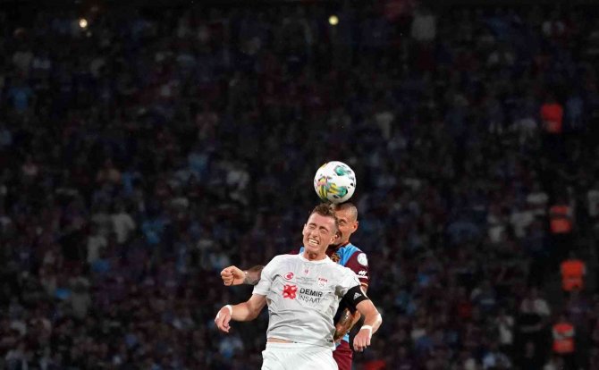 Turkcell Süper Kupa: Trabzonspor: 1 - Sivasspor: 0 (İ̇lk Yarı)