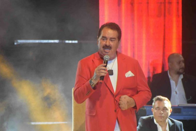 İ̇brahim Tatlıses, Hayranlarına Unutulmaz Bir Gece Yaşattı