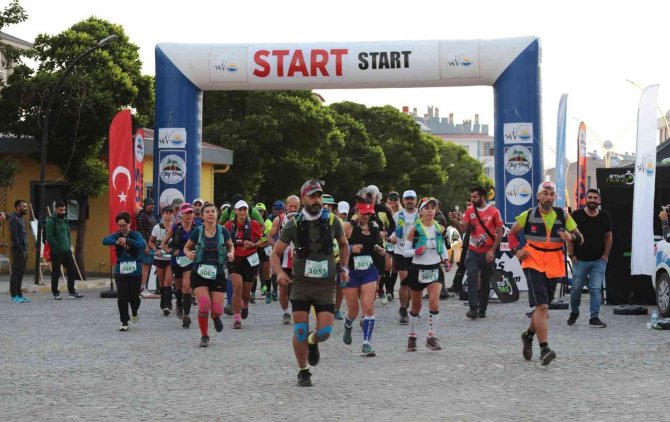 Türkiye’nin İlk Uluslararası Ultra Sky Trail Maratonu Van’da Başladı
