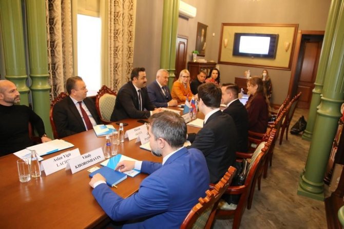 Başkan Şahin’in Girişimleri İle Alkü Ve Tümen Devlet Üniversitesi Arasında Anlaşma İmzalandı