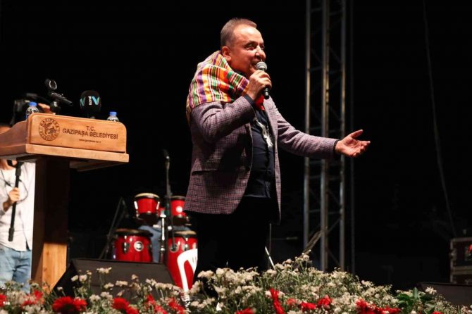 Başkan Böcek Günnercik Yayla Şenliği’ne Katıldı