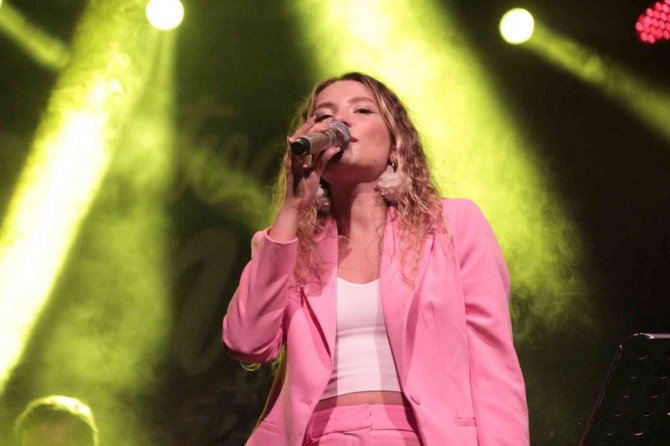 Binlerce Tatvanlı Gençlik Festivalinde Buluştu