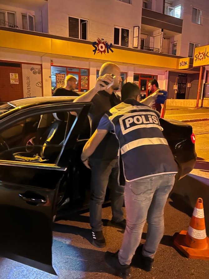 Bursa’da 120 Polisin Katılımıyla Asayiş Uygulaması Yapıldı
