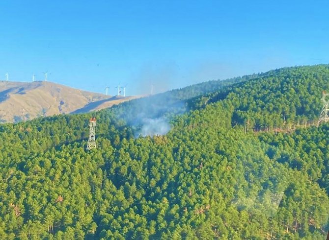 Aynı Bölgede Çıkan 2. Yangın Büyümeden Söndürüldü