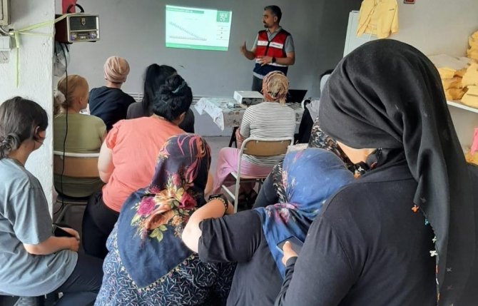 En İ̇yi Narkotik Polisi Anne Eğitimleri Sürüyor