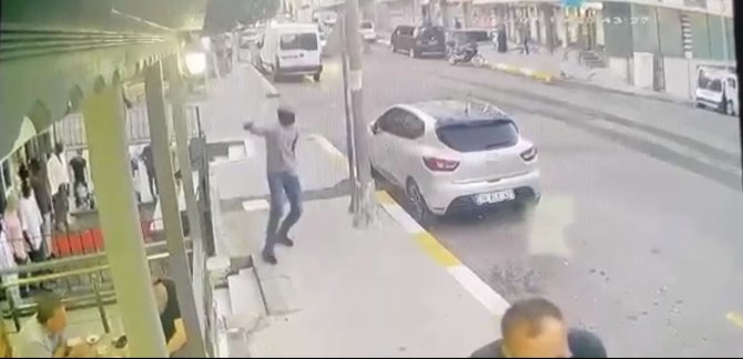 Esenyurt’ta İş Yerlerini Haraca Bağlayan Çete Çökertildi