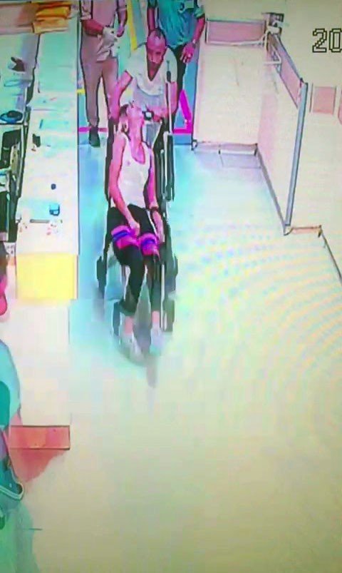 Kadıköy’de Silahla Vurduğu Elif Güneş’i Hastaneye Götüren Zanlı Kamerada