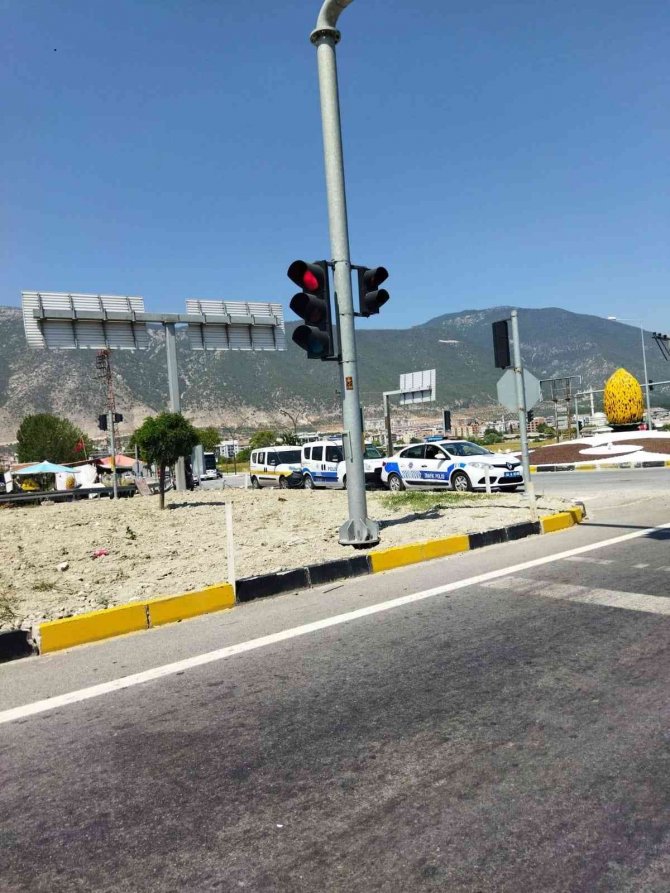 Bbp Kırkağaç İ̇lçe Yönetim Kurulu Üyesi Trafik Kazasında Hayatını Kaybetti