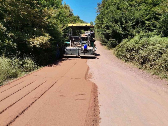 Büyükşehir, Kenti Ürettiği Asfaltı Kullanıyor