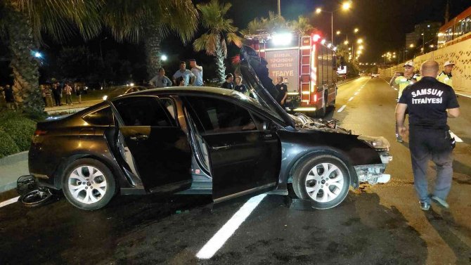 Otomobilin Çarptığı 16 Yaşındaki Elektrikli Bisiklet Sürücüsü Kız Hayatını Kaybetti