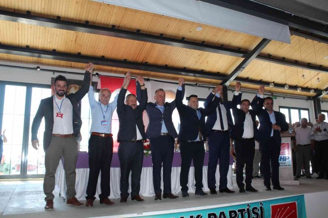 Sinop’ta Chp İ̇l Başkanlığından Düşürülen Yüksel Yeniden Seçildi