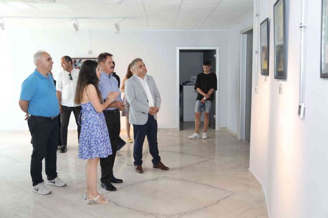 Atakum’da Sinoplu Öğrencilerin Eserleri Sergileniyor