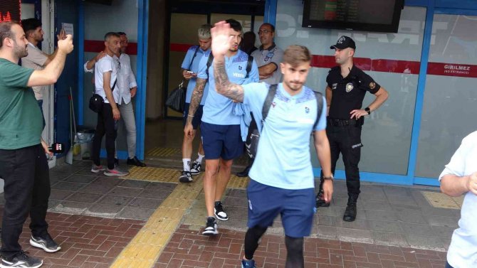 Trabzonspor Trabzon’a Süper Kupayla Döndü
