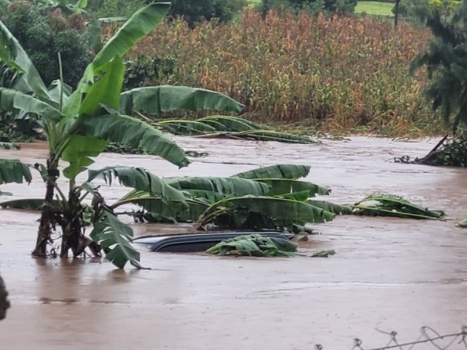 Uganda’da Sel Felaketi: En Az 10 Ölü
