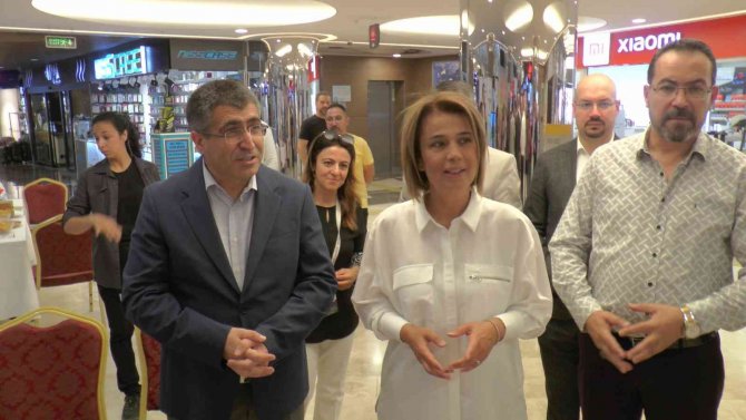 Vali Becel: “Gençlerimiz Yeteneklerine Ve Becerilerine Göre Tercih Yapsınlar”