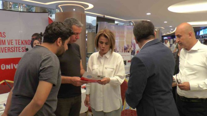 Vali Becel: “Gençlerimiz Yeteneklerine Ve Becerilerine Göre Tercih Yapsınlar”