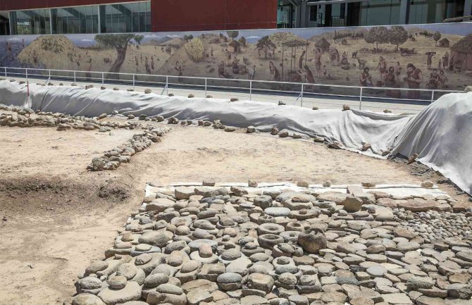 Bin Yılı 45 Metreye Sığdırdı