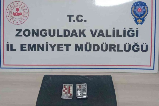 Yunus Polisinden İki Ayrı Uyuşturucu Operasyonu: 13 Gözaltı