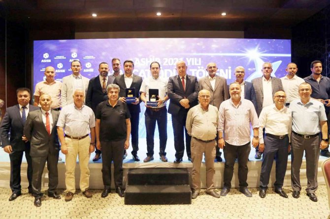 İ̇hracatta Artış Rekortmeni Ashi̇b, Hayvansal Gıda Devlerini Ödüllendirdi