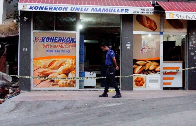 ’Ekmek Yok’ Diyen Fırın Çalışanını Bıçaklayarak Öldürdü