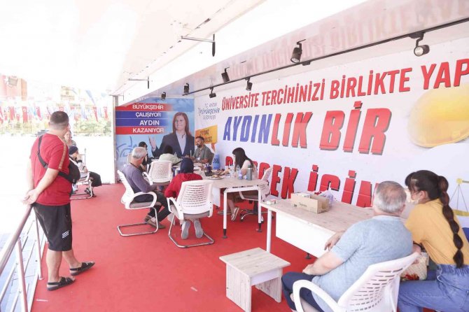 Aydınlı Öğrencilerin Yks Tercihlerine Büyükşehir Desteği