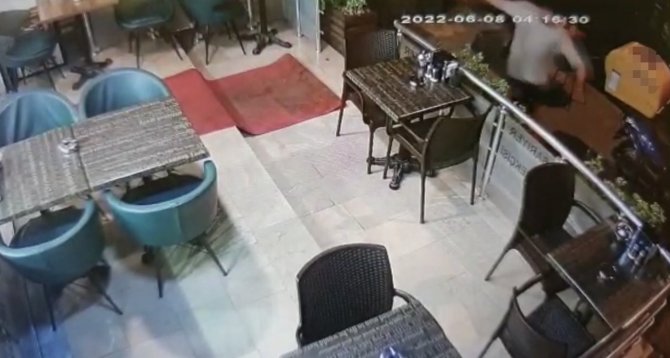 Kağıthane’de Pompalı Saldırgan Kamerada