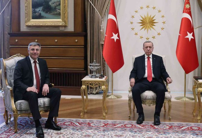 Cumhurbaşkanı Erdoğan, Bulgaristan Hak Ve Özgürlükler Hareketi Partisi Genel Başkanı Karadayı’yı Kabul Etti