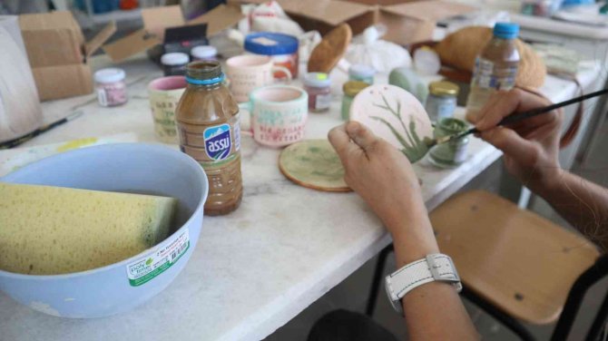 Seramik Kursuyla Aile Bütçesine Katkı