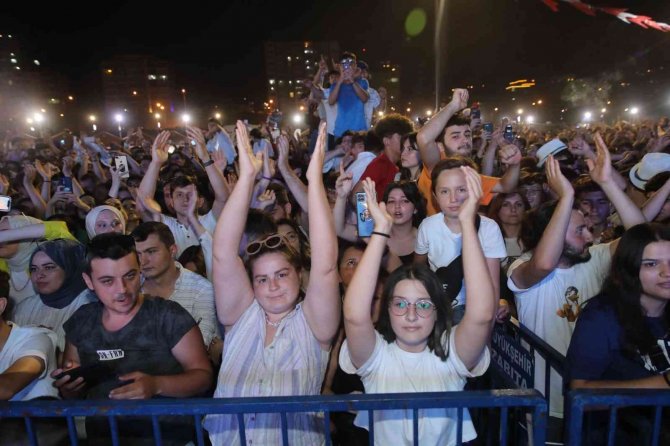 Fatsa’da Ece Seçkin Rüzgarı