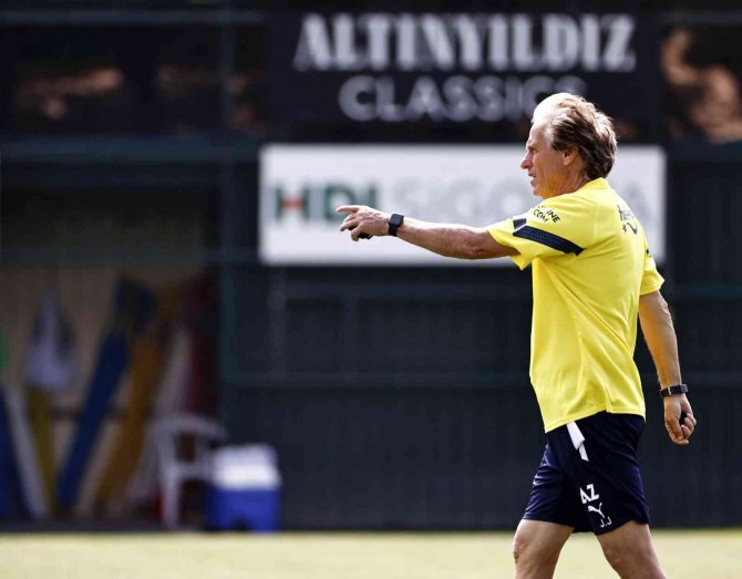 Fenerbahçe’de Slovacko Maçı Hazırlıkları Sürüyor